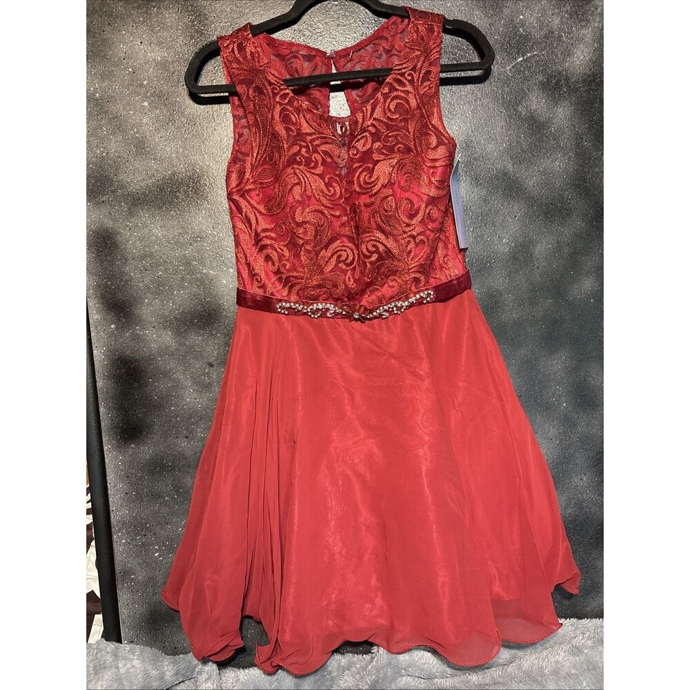 Crimson Red ALine Lace Embellished Dress Formal Party Christmas Sz M NWT Wedding